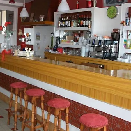 De La Tortue Bed & Breakfast *