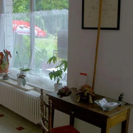 Bed & Breakfast De La Tortue Boussoulet